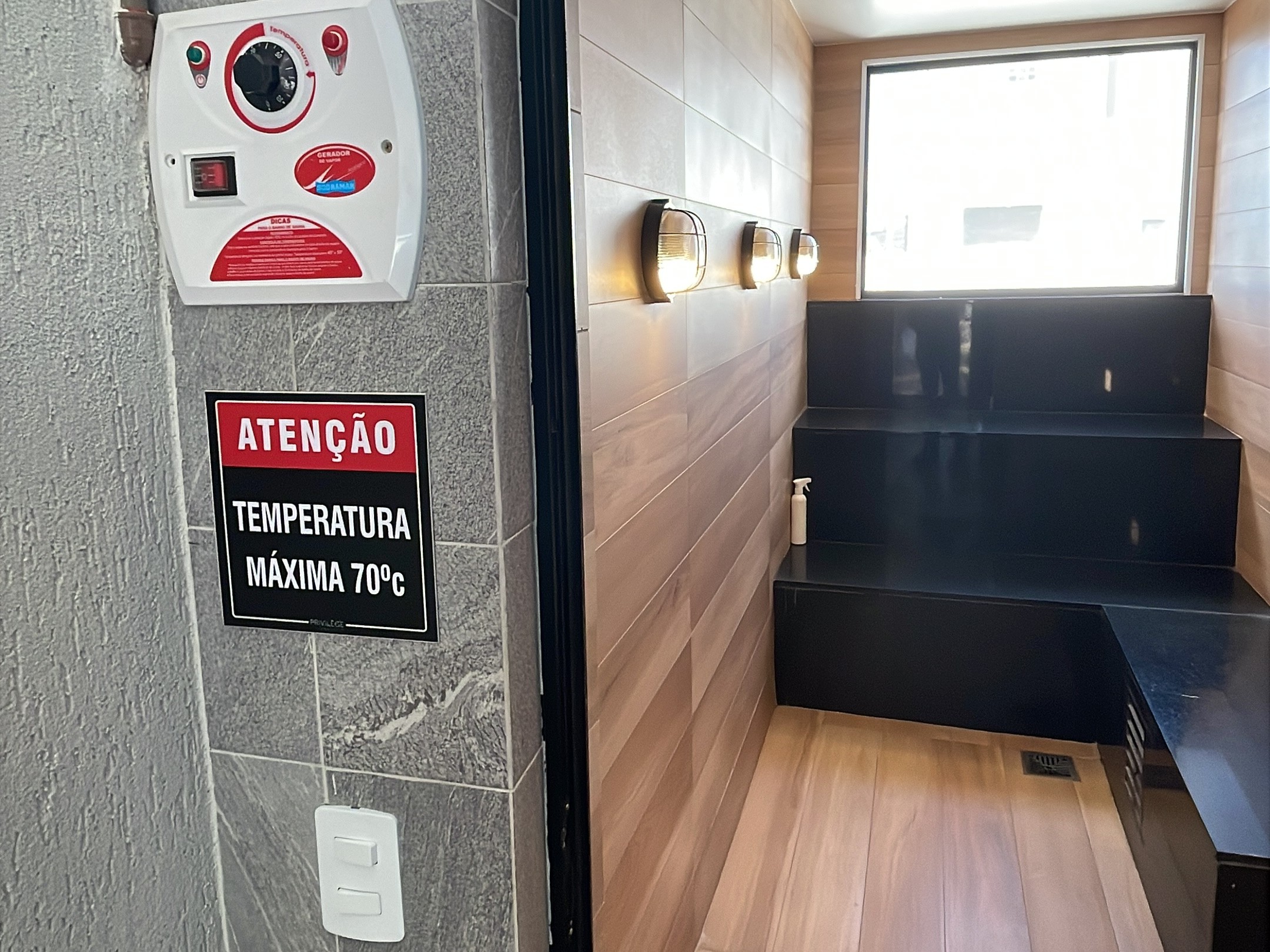 Fechamento de motor trifásico